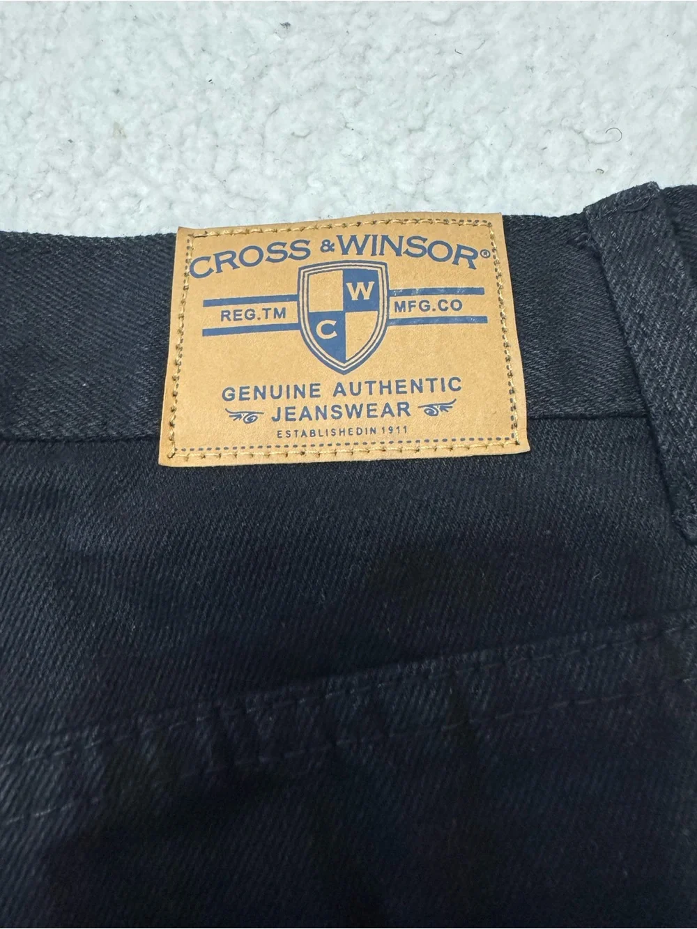 Cross & windsor relaxed black